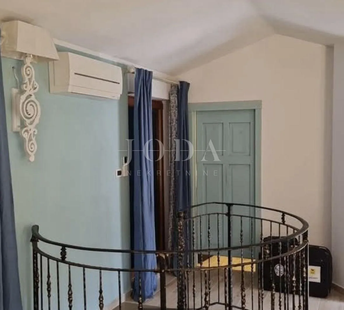 labin, okolica, kamena kuća sa bazenom - slika 10
