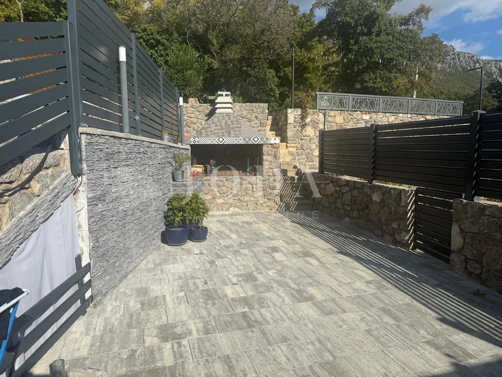 bribir kuća sa bazenom - slika 58