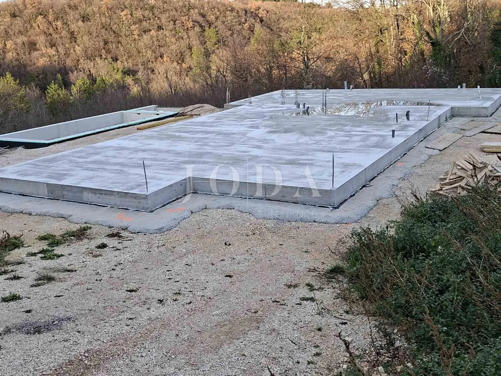 atraktivno građevinsko zemljište,labin - slika 5