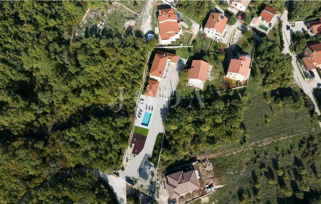 labin, okolica, villa za odmor sa bazenom i jaccuzijem na jedinstvenoj lokaciji - slika 14