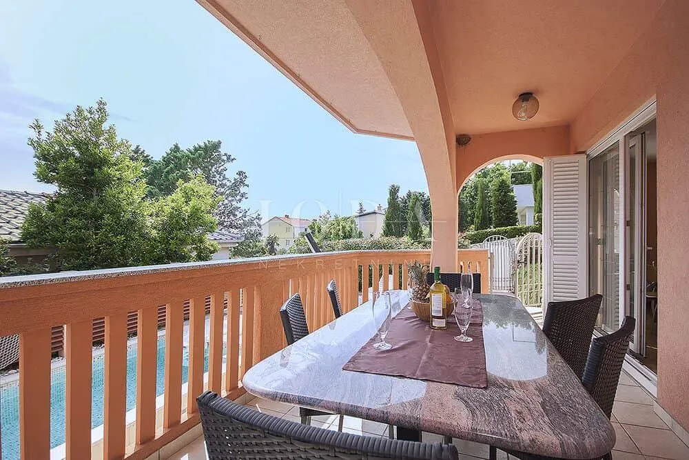 novi vinodolski kuća s bazenom - slika 36