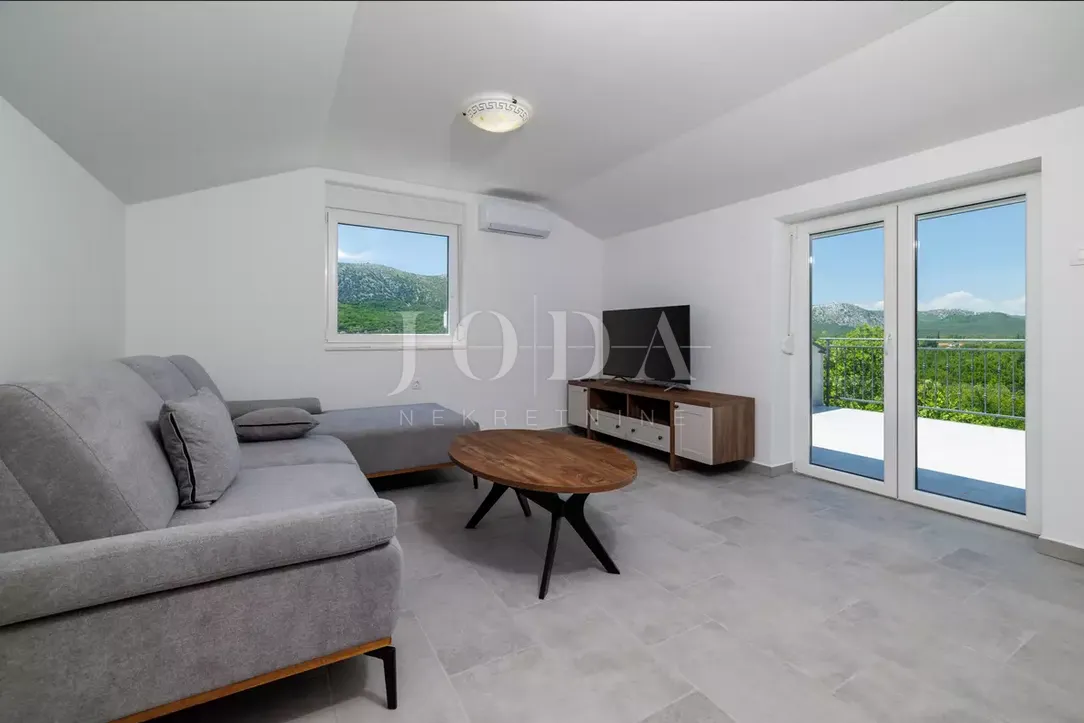 tribalj kuća 600m2 sa bazenom - slika 38