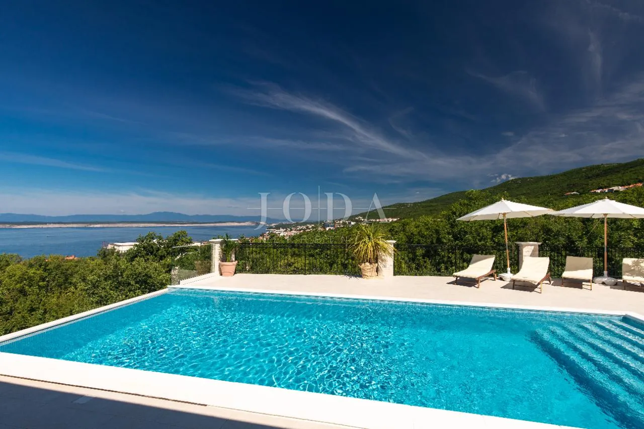 crikvenica vila sa bazenom - slika 2