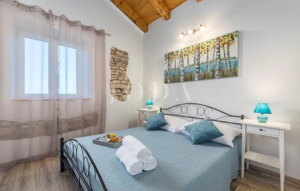 poreč, okolica, kamena villa sa bazenom - slika 25