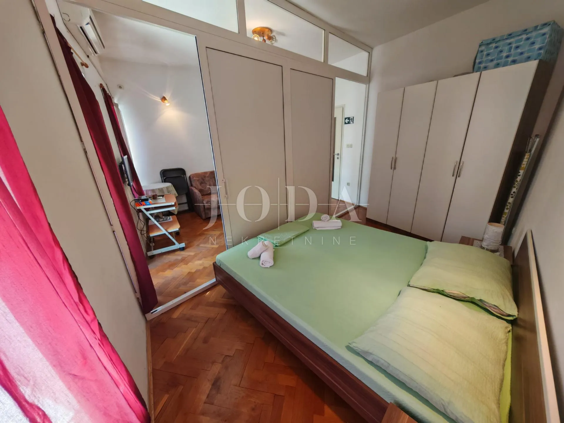 stan u centru 35m2 100m od plaže - slika 4