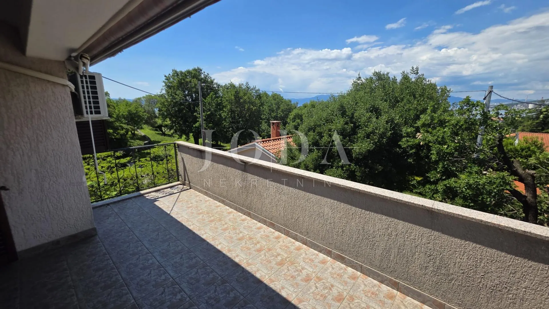 kraljevica kuća oštro - slika 18