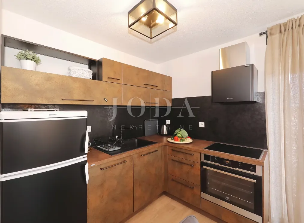 seline, starigrad - luksuzna villa s bazenom - slika 38