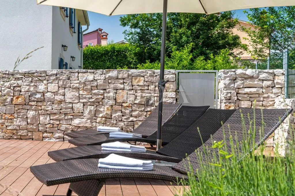 labin, okolica, šarmantna istarska villa - slika 8