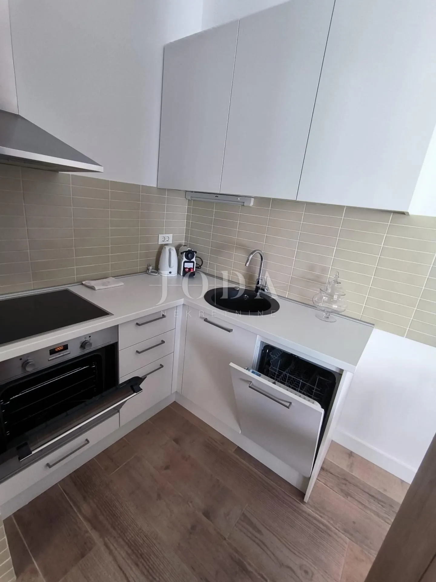 opatija, 5 luksuznih apartmana u centru - slika 29