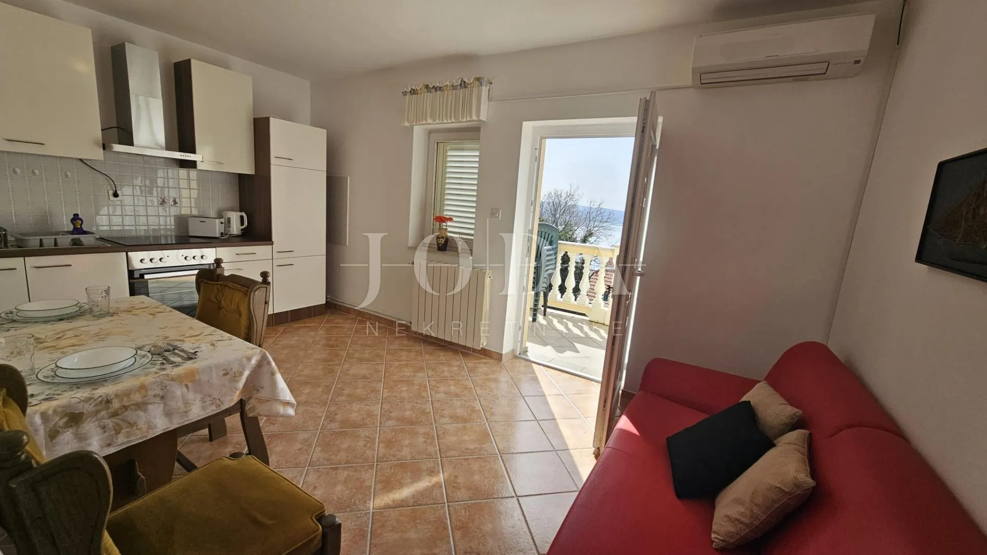 vila sa prekrasnim pogledom - slika 27