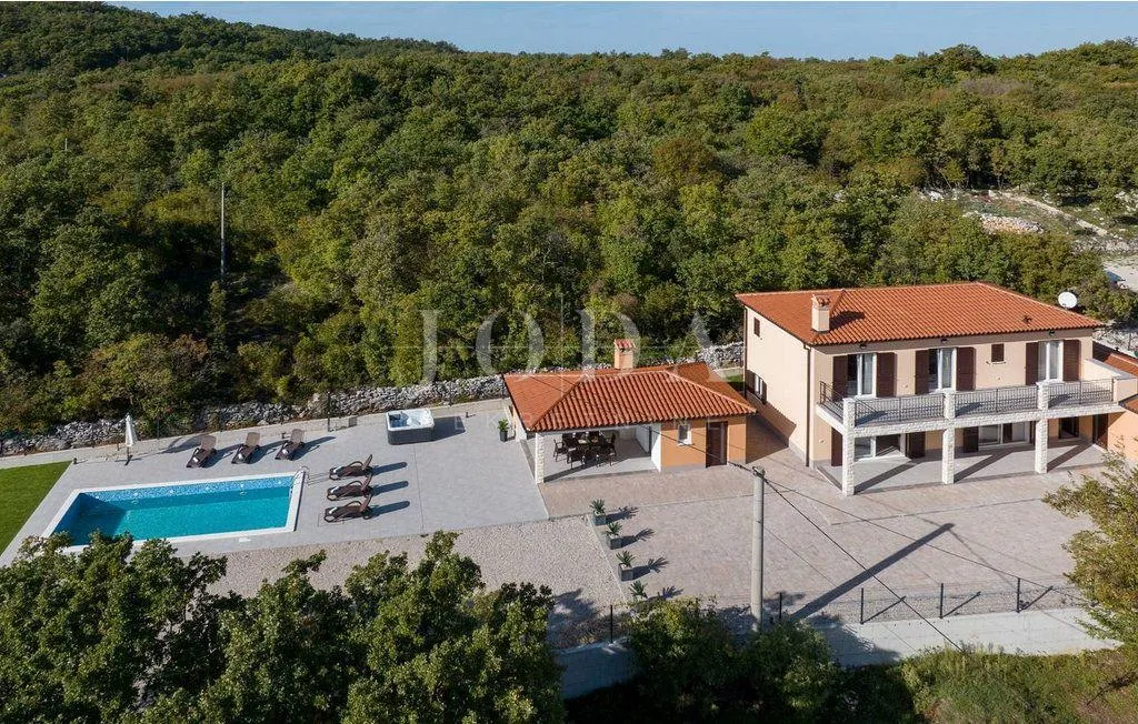 labin, okolica, villa za odmor sa bazenom i jaccuzijem na jedinstvenoj lokaciji - slika 6