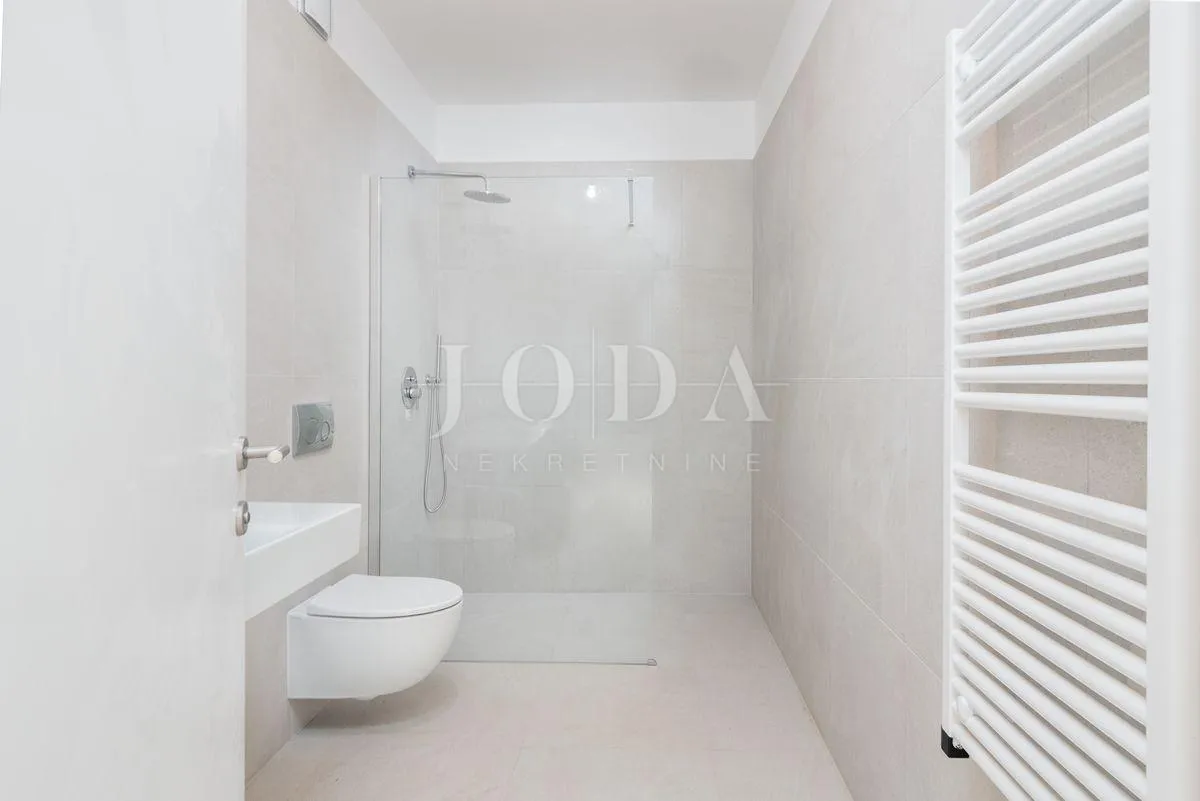 poreč, okolica, luksuzna nova villa - slika 35