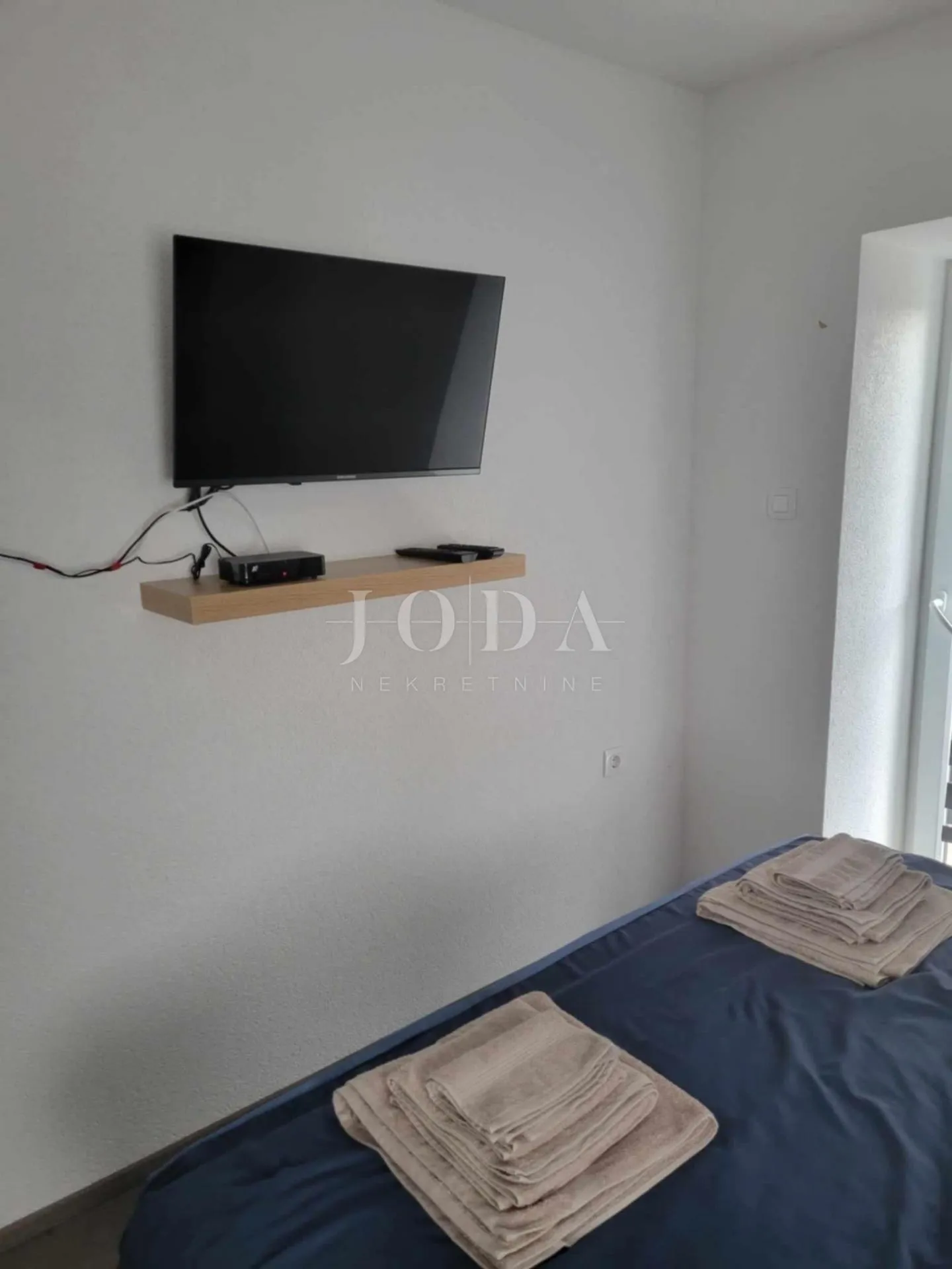 šilo kuća sa 3 apartmana - slika 31
