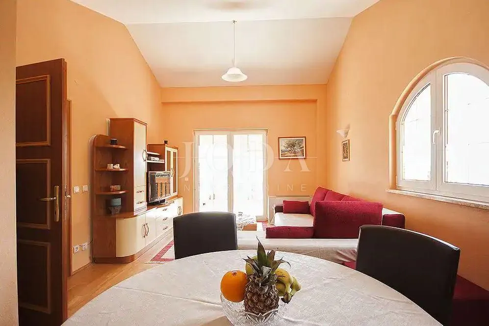 novi vinodolski kuća s bazenom - slika 34