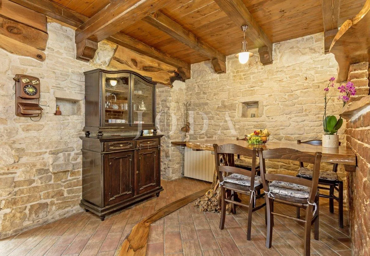 ližnjan, prekrasna istarska kamena kuća - slika 7