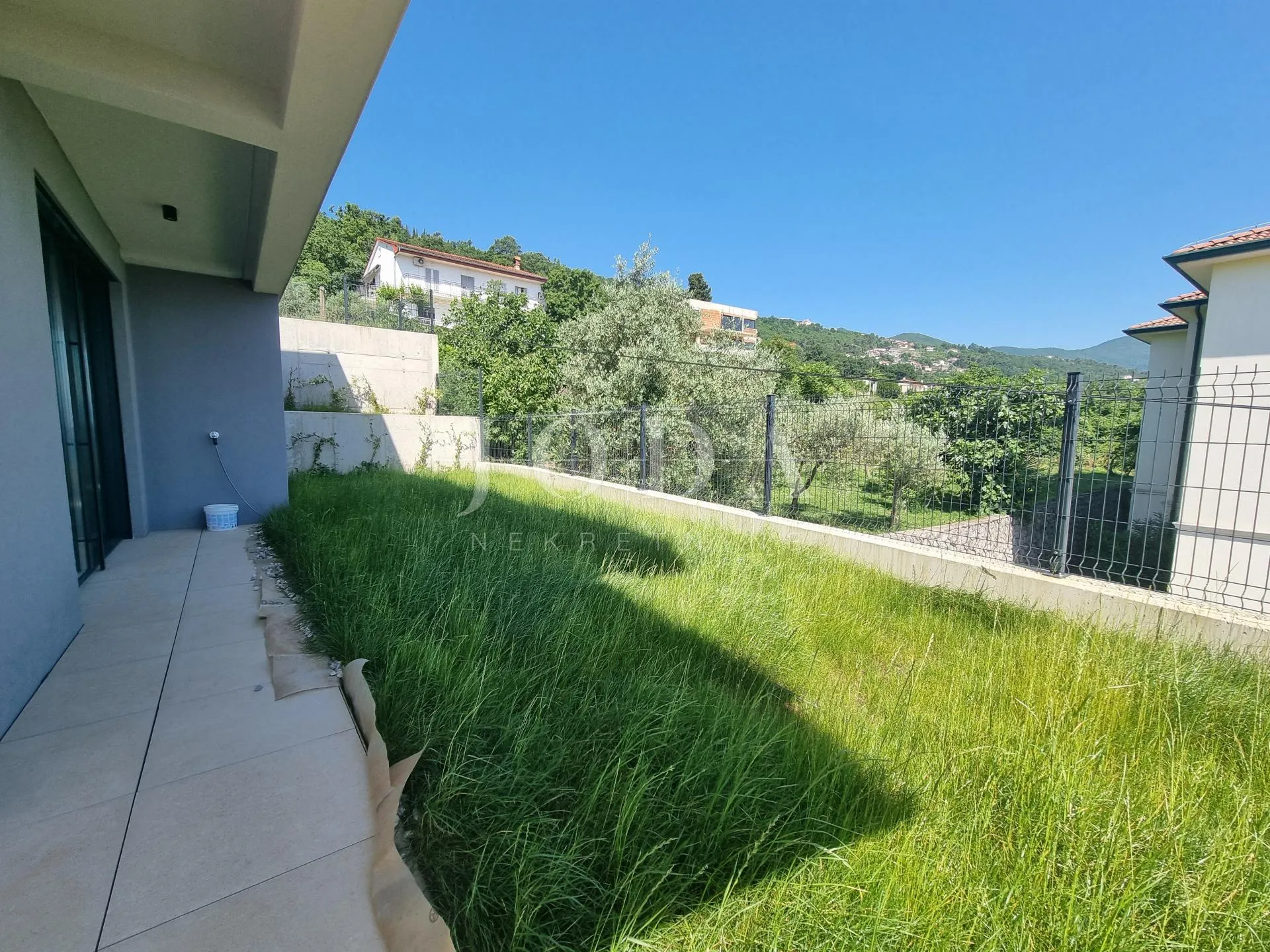 lovran – penthouse u novogradnji s pogledom na more - slika 10