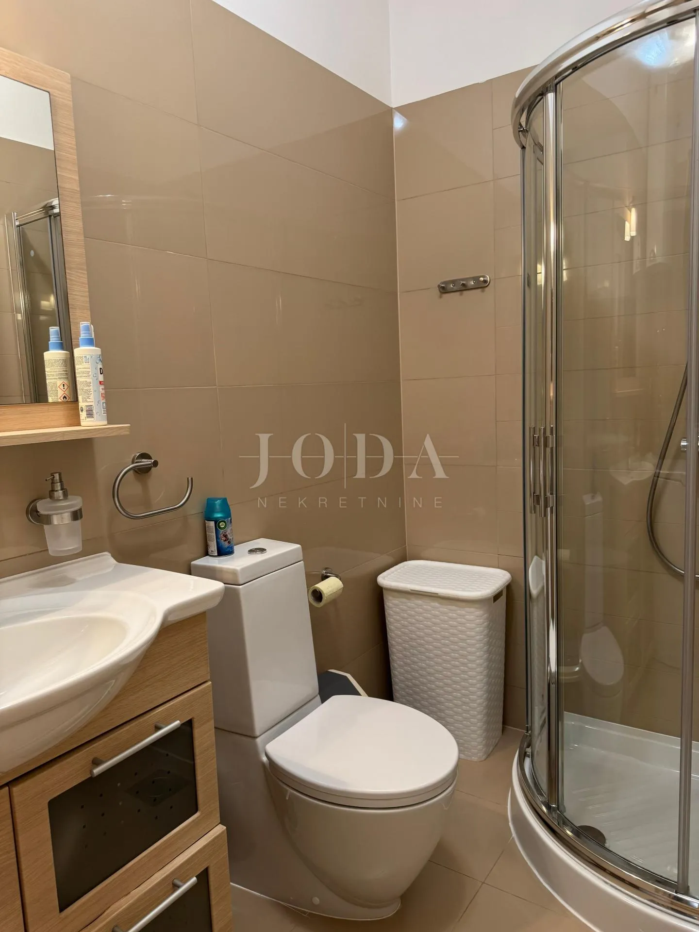 predivan stan 80 m od mora - slika 18