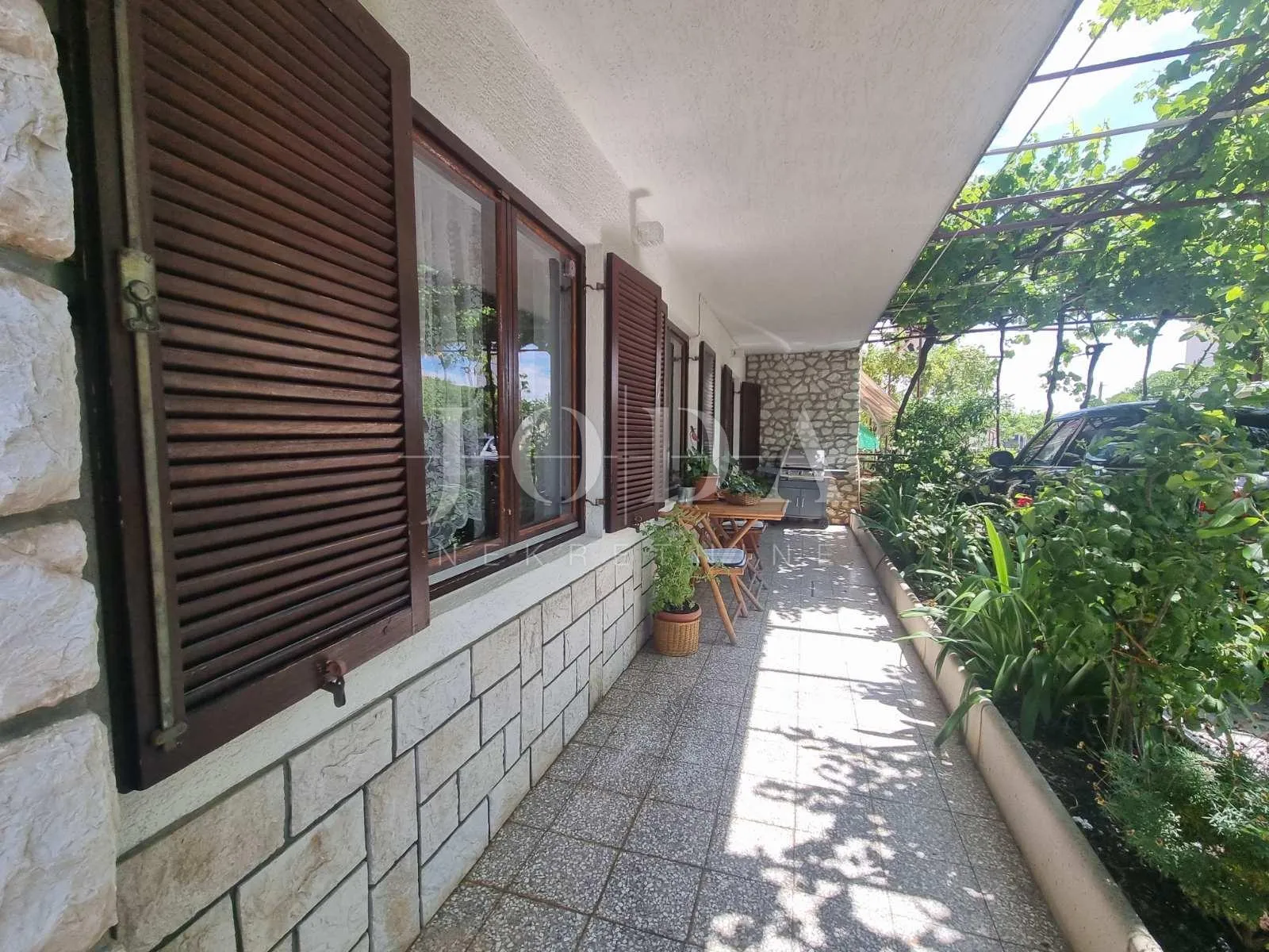 crikvenica, trosobni stan u širem centru grada - slika 17