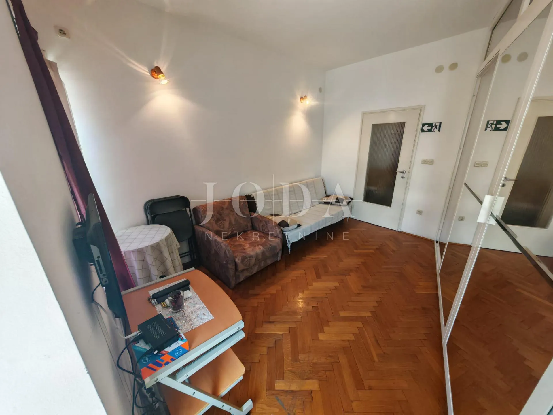 stan u centru 35m2 100m od plaže - slika 3