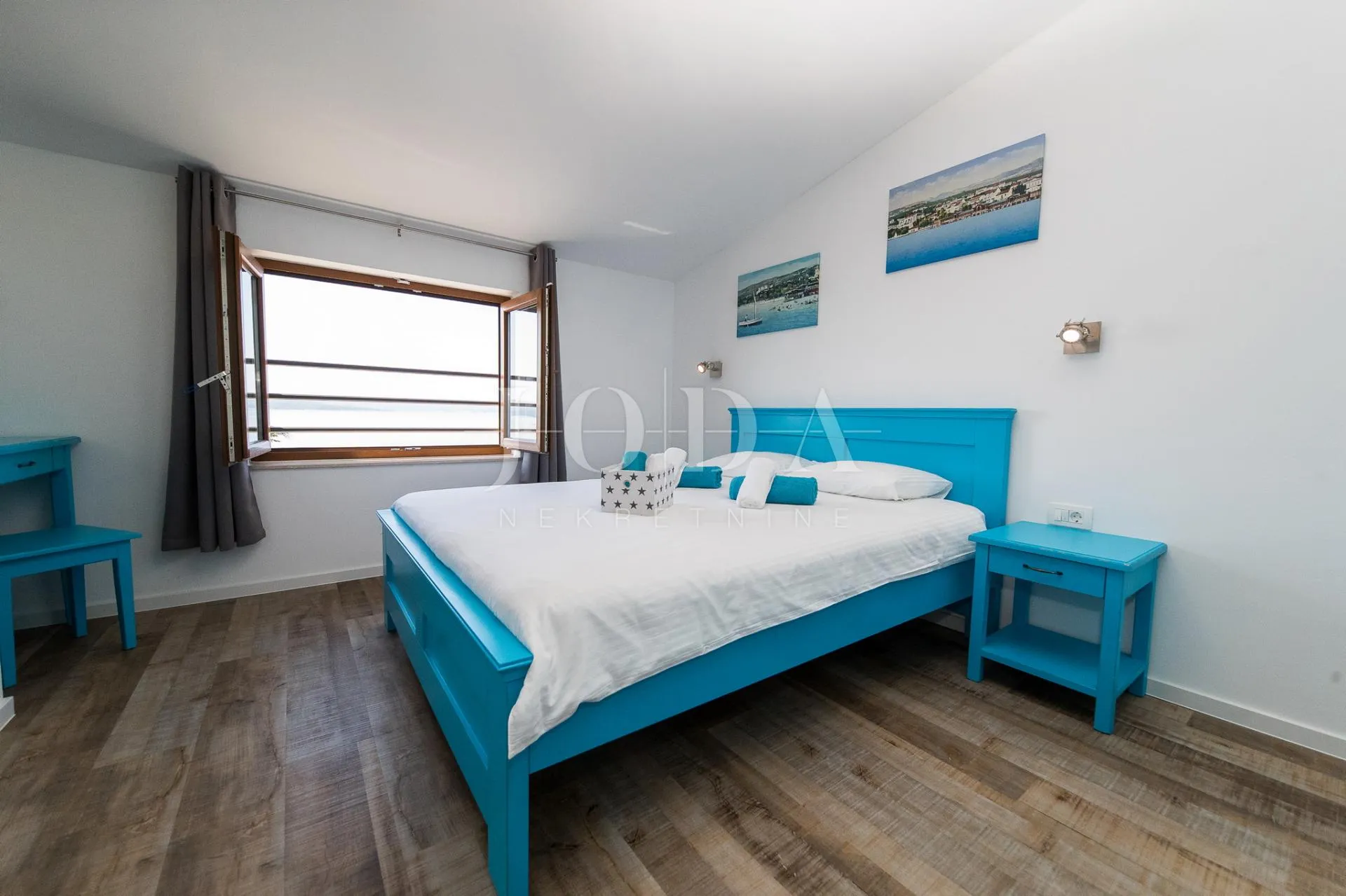 crni mol penthaus dva apartmana - slika 18