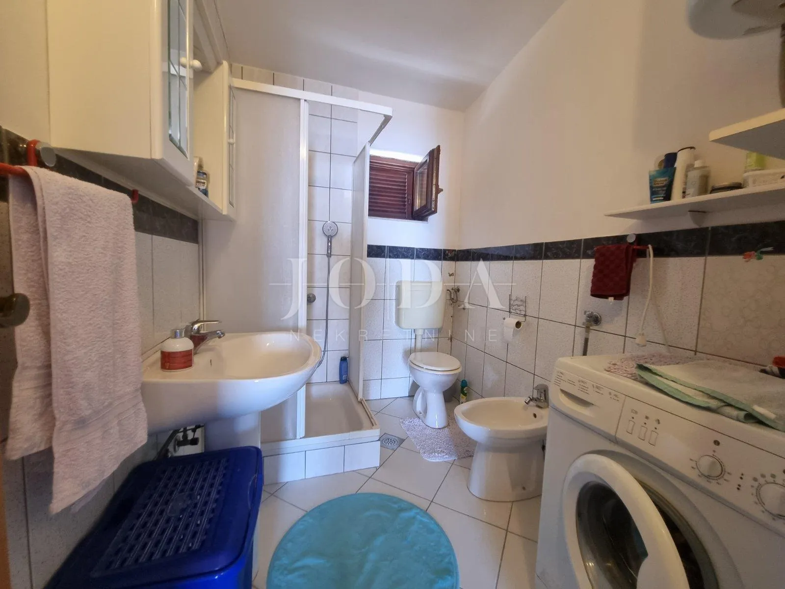 senj, kuća sa četiri stambene jedinice - slika 13