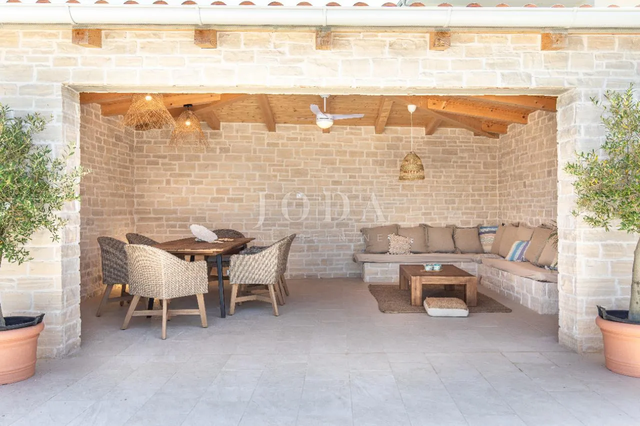 crikvenica vila sa bazenom - slika 28