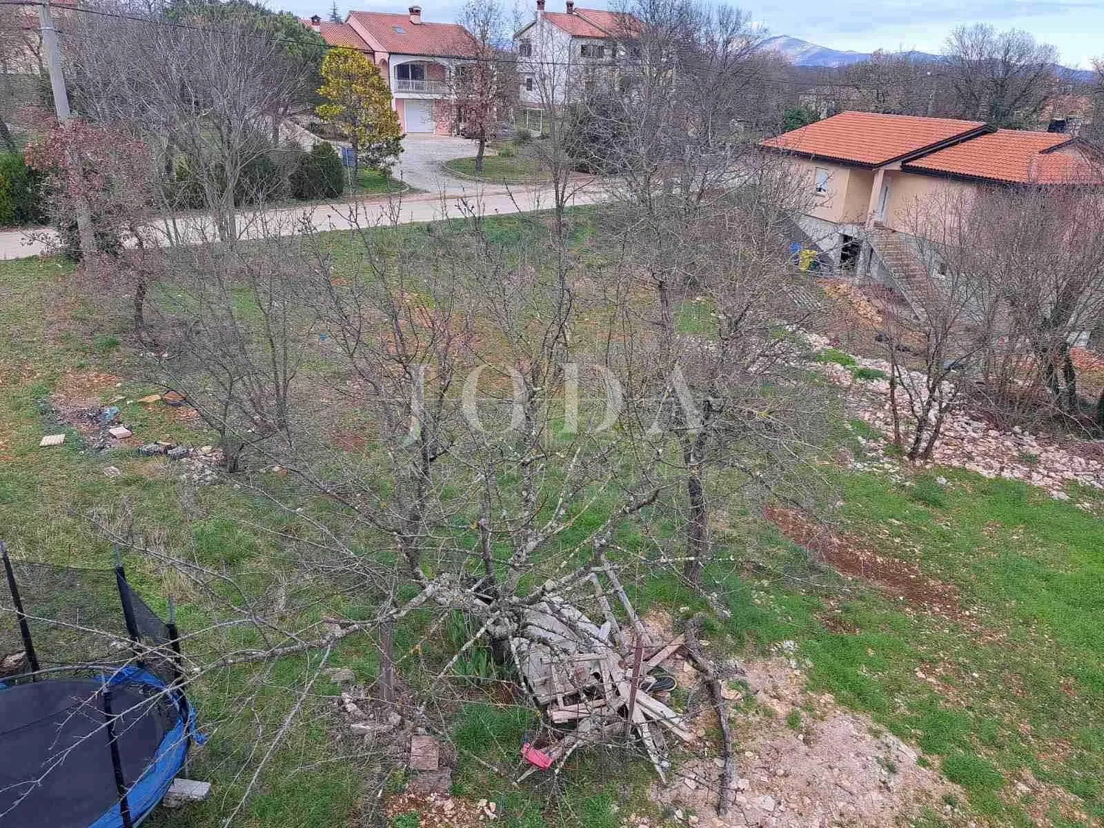 građevinsko zemljište u mirnom okruženju - slika 2
