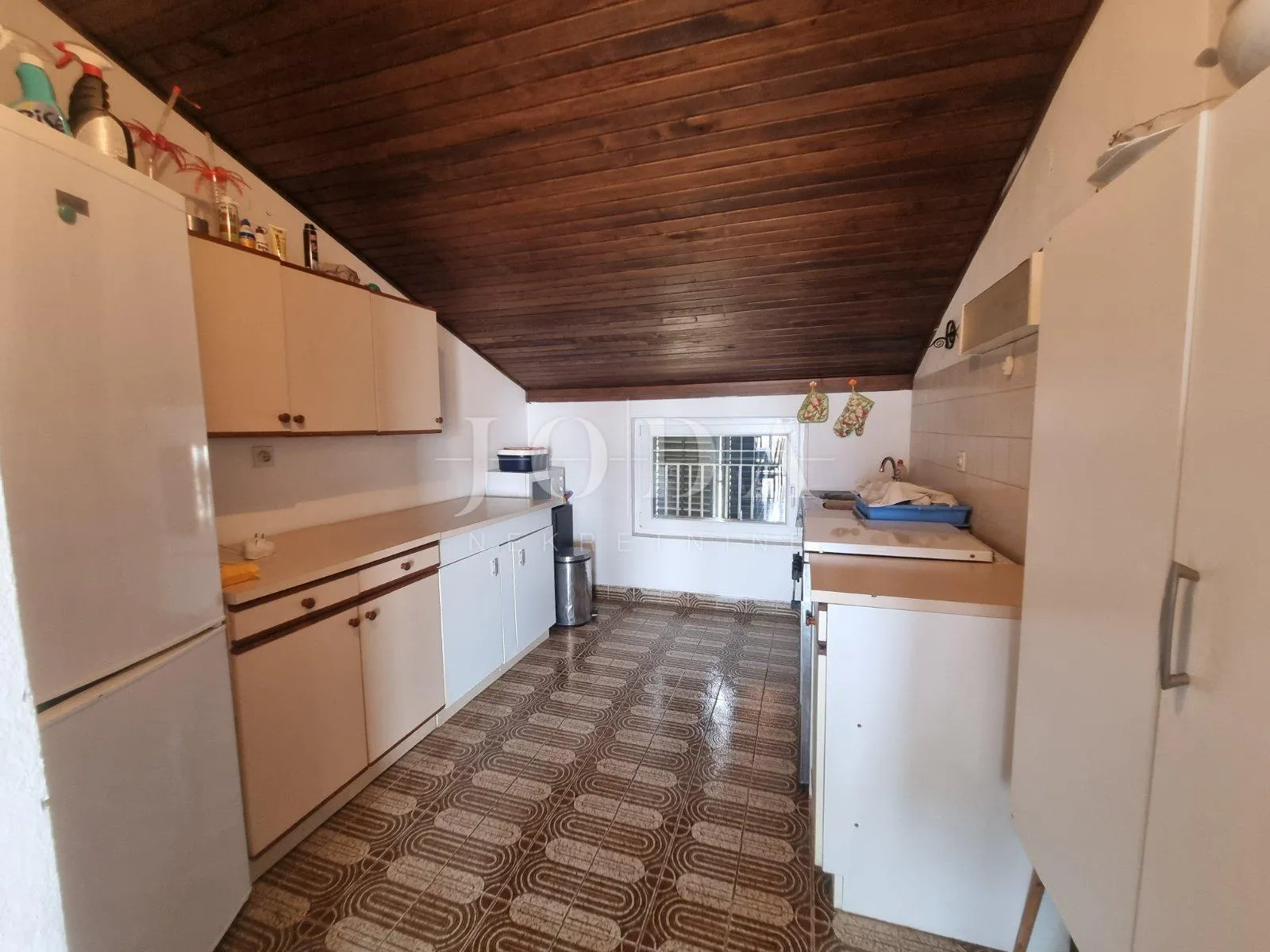 crikvenica, stan sa garažom i okućnicom - slika 6
