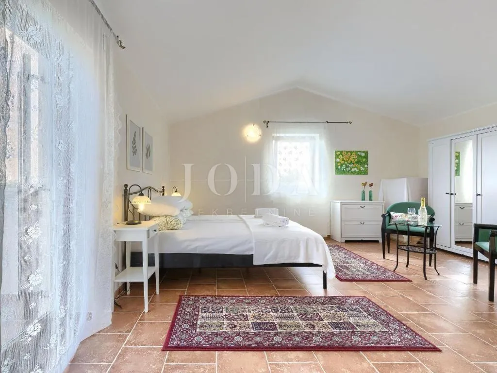 svetvinčenat, okolica, prekrasna villa sa bazenom - slika 25