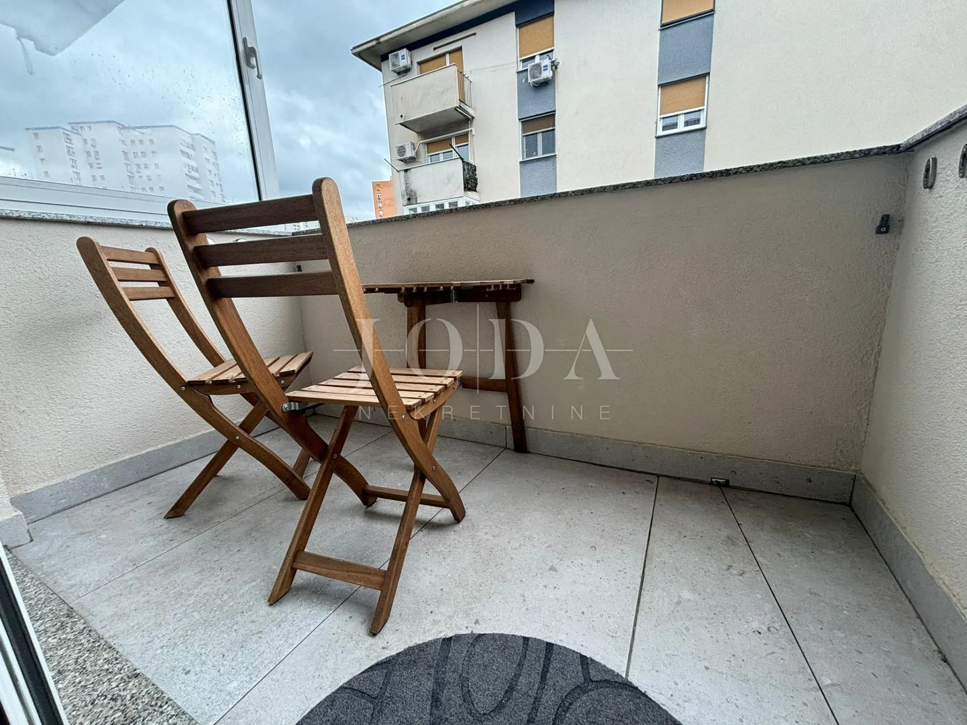 rijeka, donja vežica, 1s+db, balkon - slika 9
