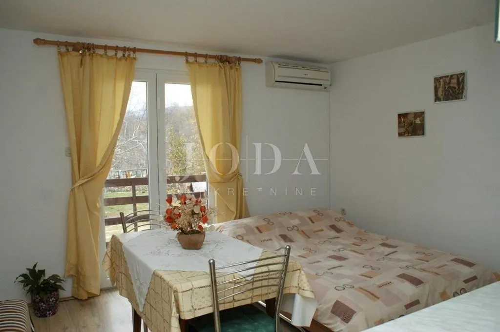 labin, okolica, kuća sa šest apartmana i pogledom na more - slika 3