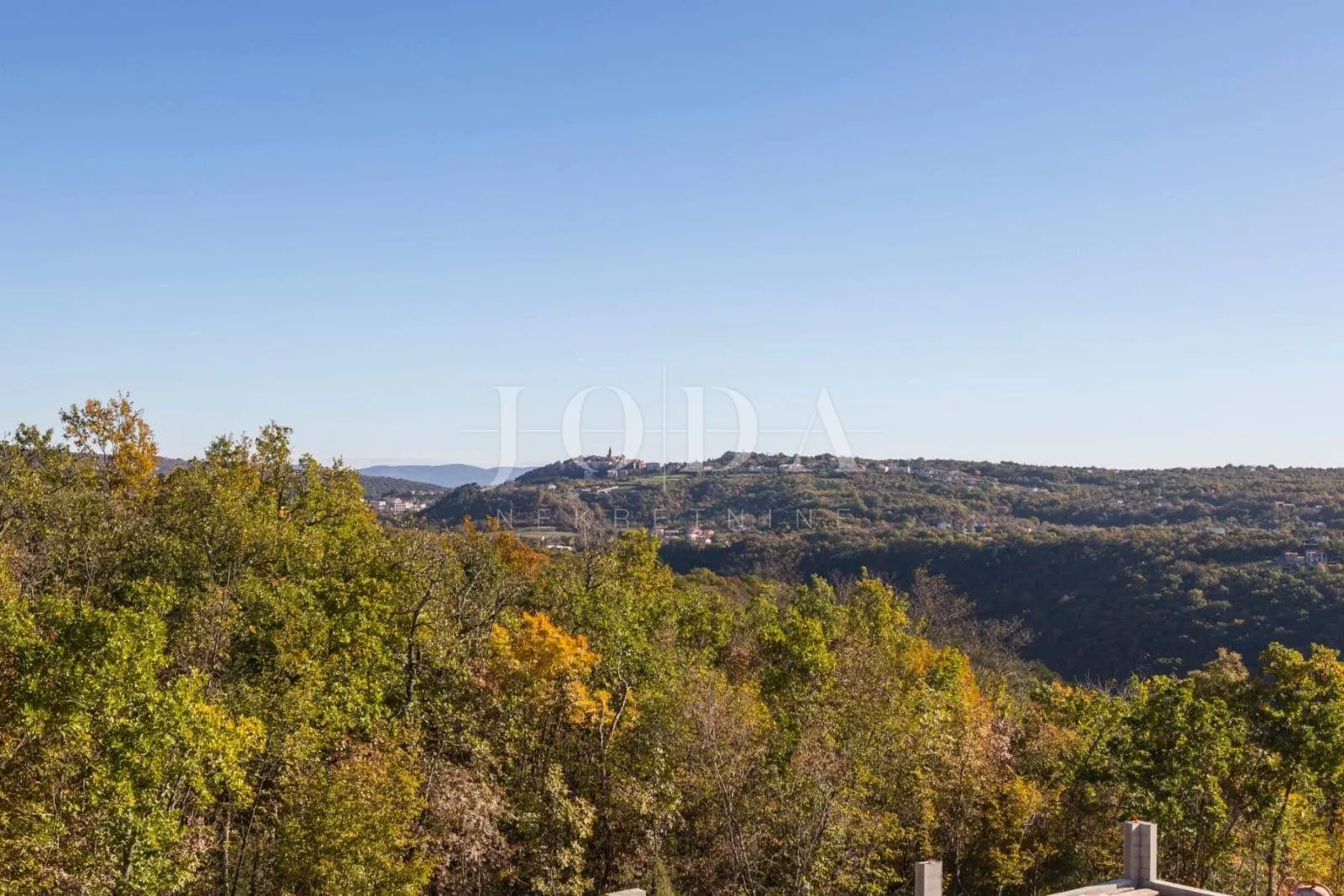 labin, okolica, nova kuća sa bazenom i predivnim panoramskim pogledom - slika 12
