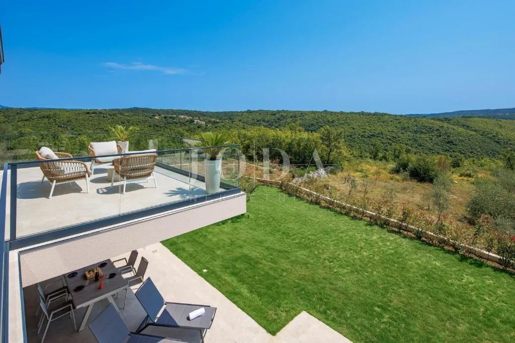 labin, okolica, moderna villa s bazenom i privatnim wellnessom - slika 47