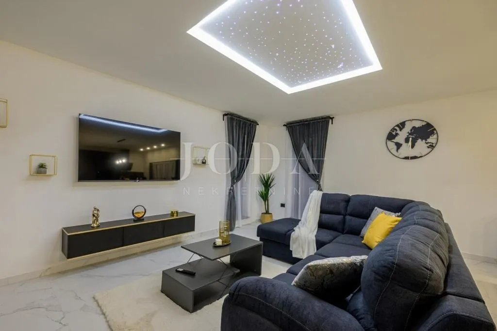 žminj, moderna villa sa bazenom, jacuzzijem i saunom - slika 24