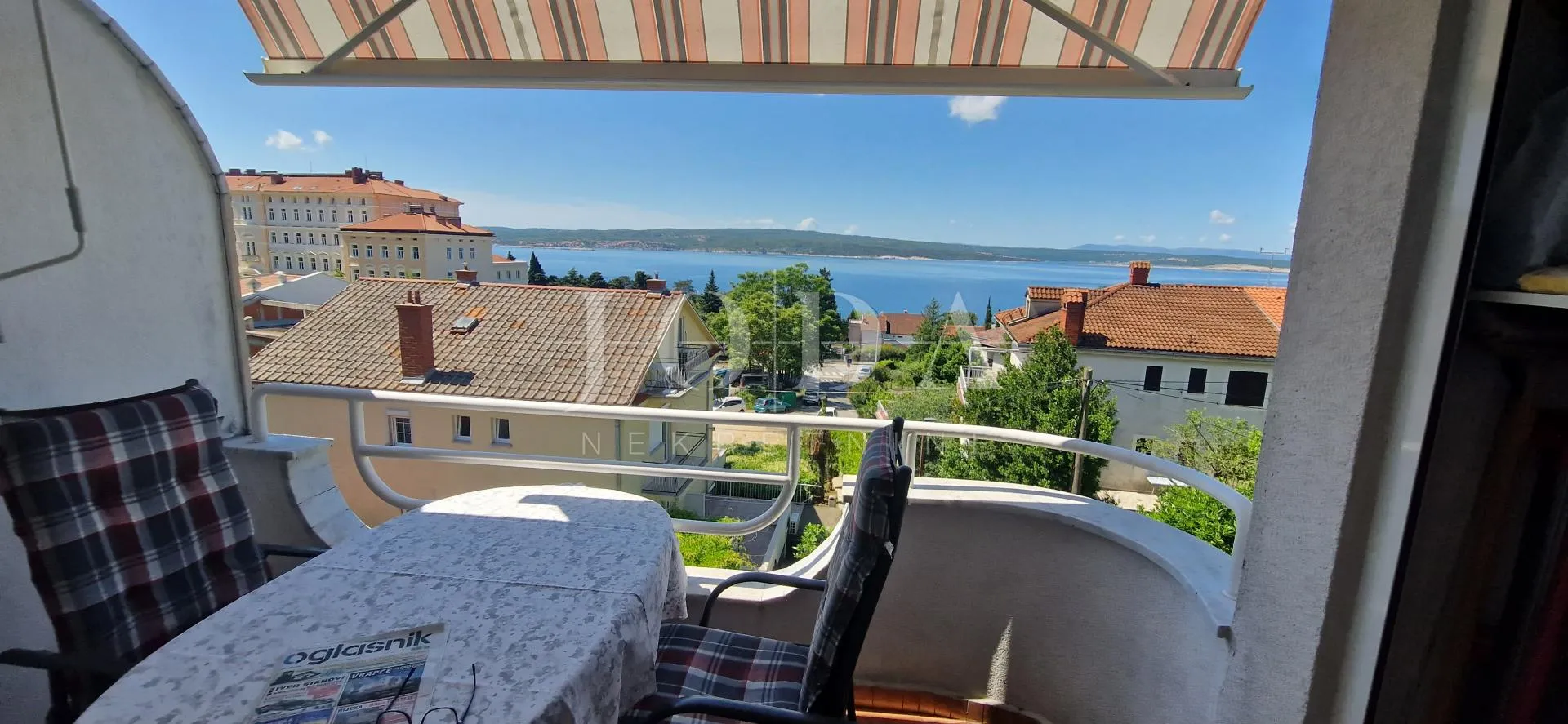 Crikvenica, dvosobni stan na vrhunskoj lokaciji sa parkingom