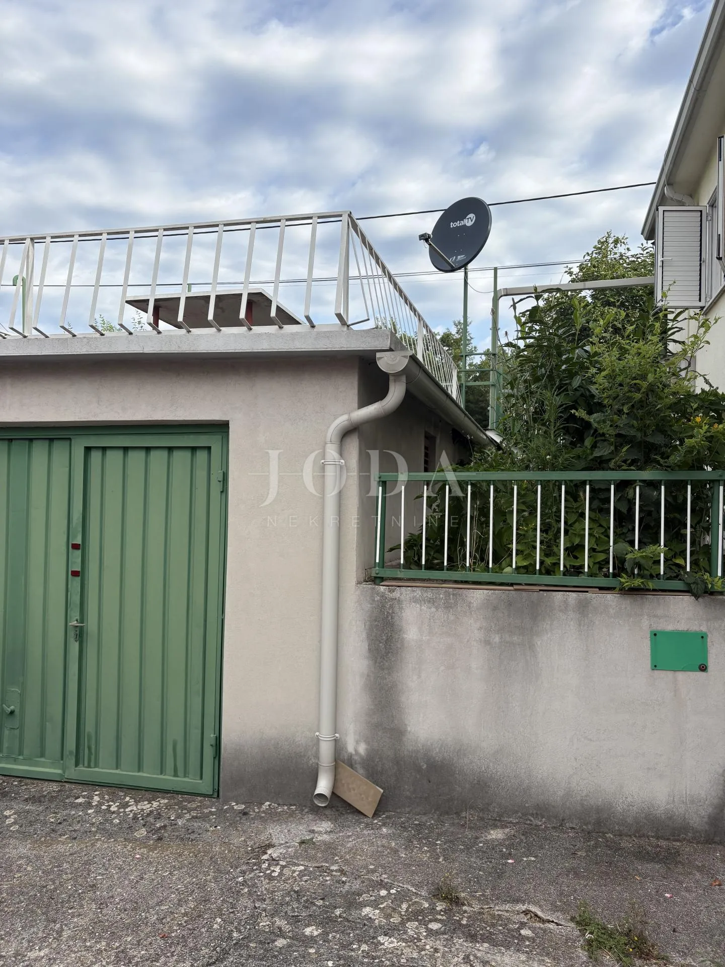 labin, prostrana kuća nadomak centra grada - slika 5