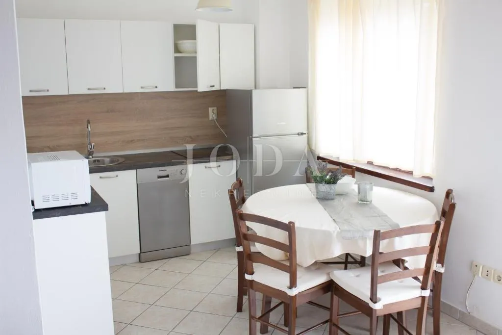 ekskluzivna nekretnina u crikvenici: 602 m², bazen, 7 apartmana, 250 m od mora - slika 39