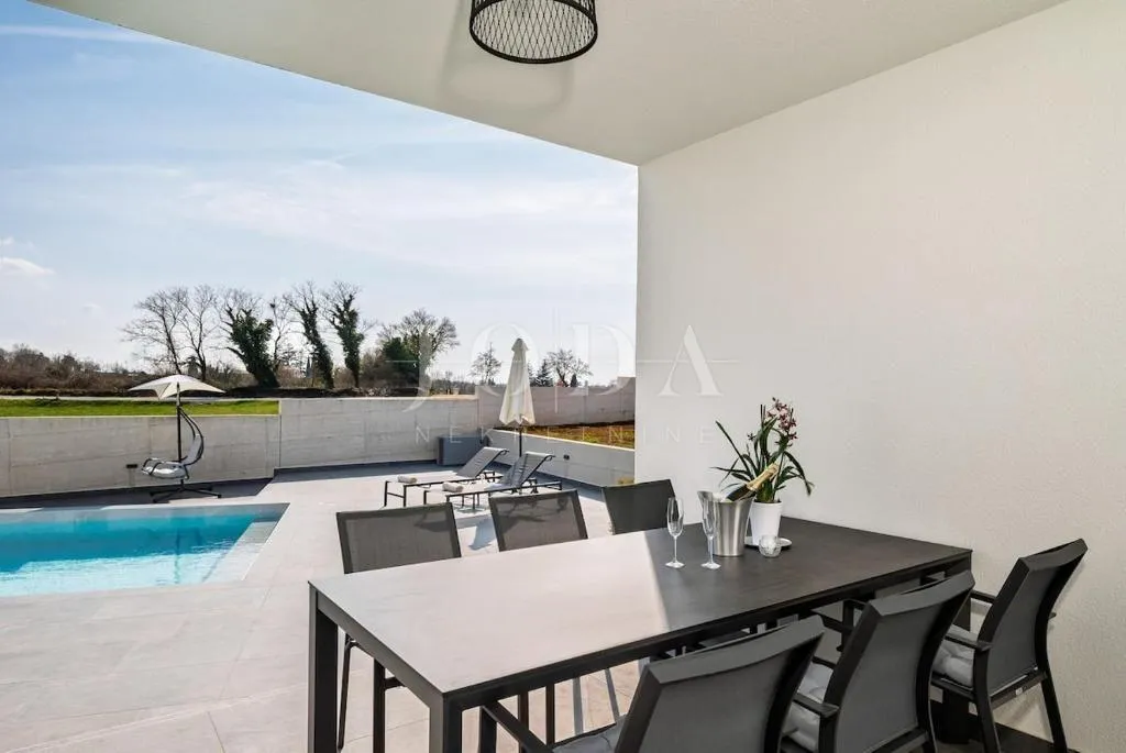 žminj, moderna villa sa bazenom, jacuzzijem i saunom - slika 10