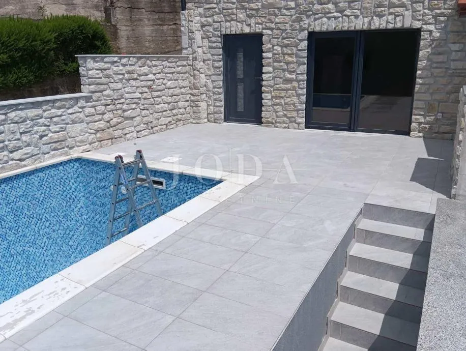bribir, kamena kuća sa pogledom na more - slika 2