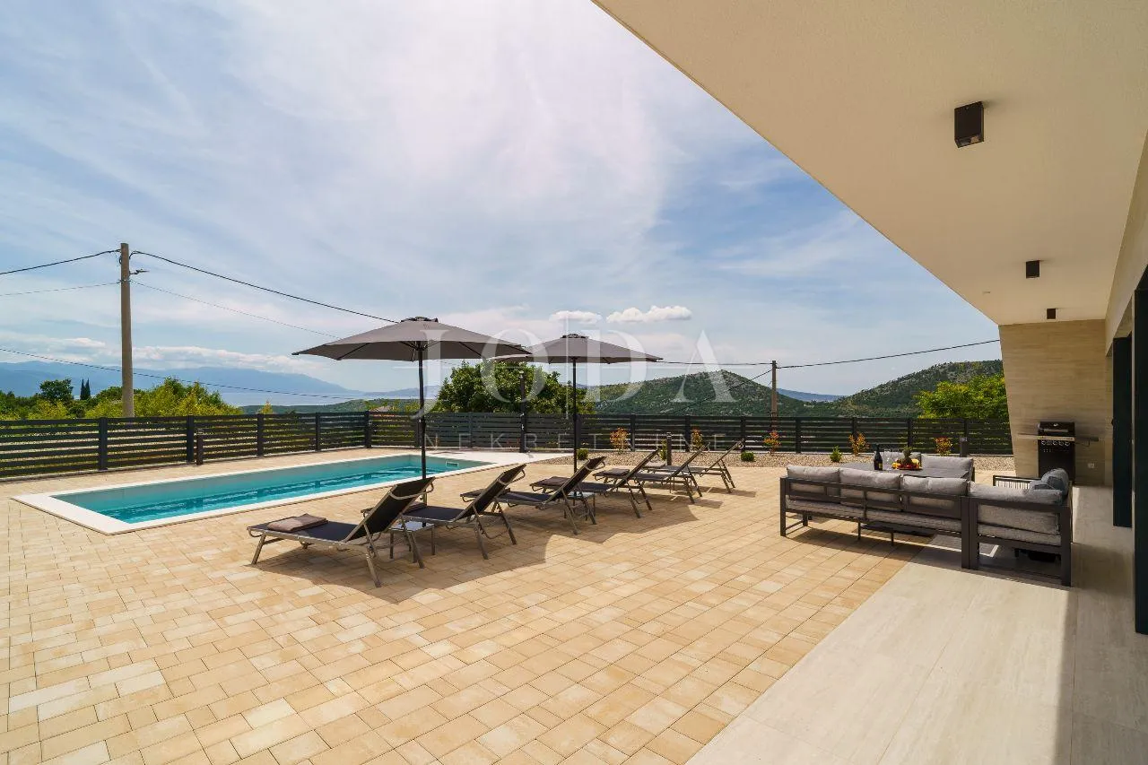 bribir moderna villa s bazenom i pogledom na more - slika 7