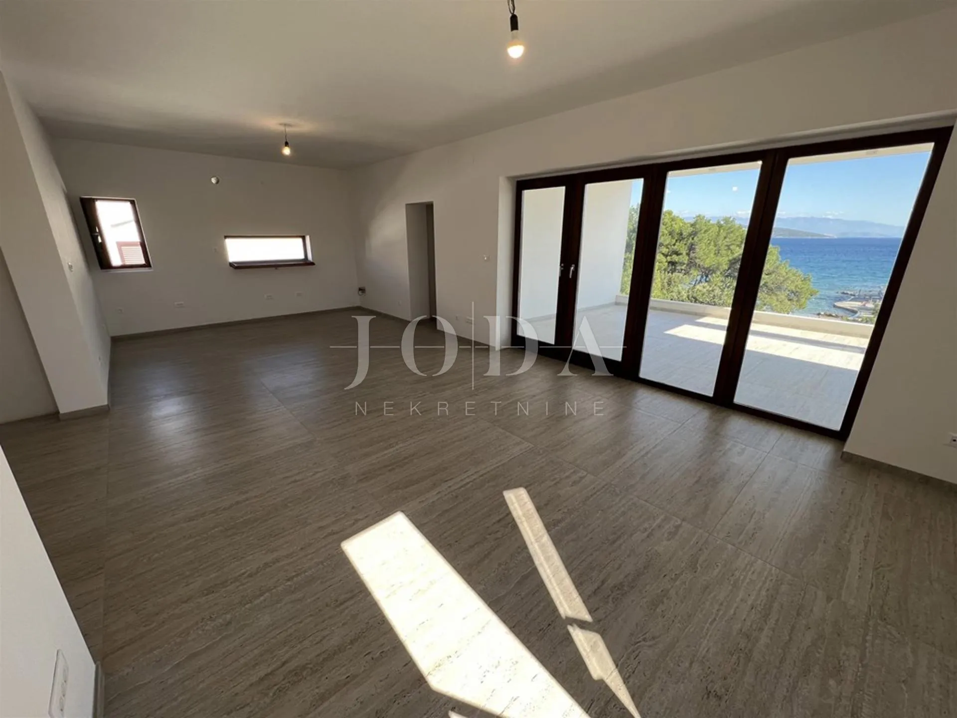 krk - penthouse s pogledom na more i krovnom terasom - slika 3