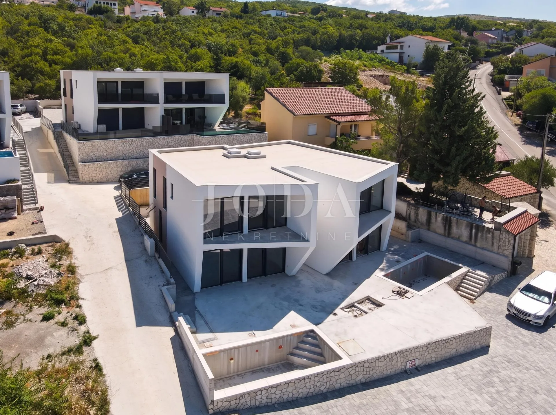 jadranovo, dvojna kuća s bazenom u roh bau - slika 20