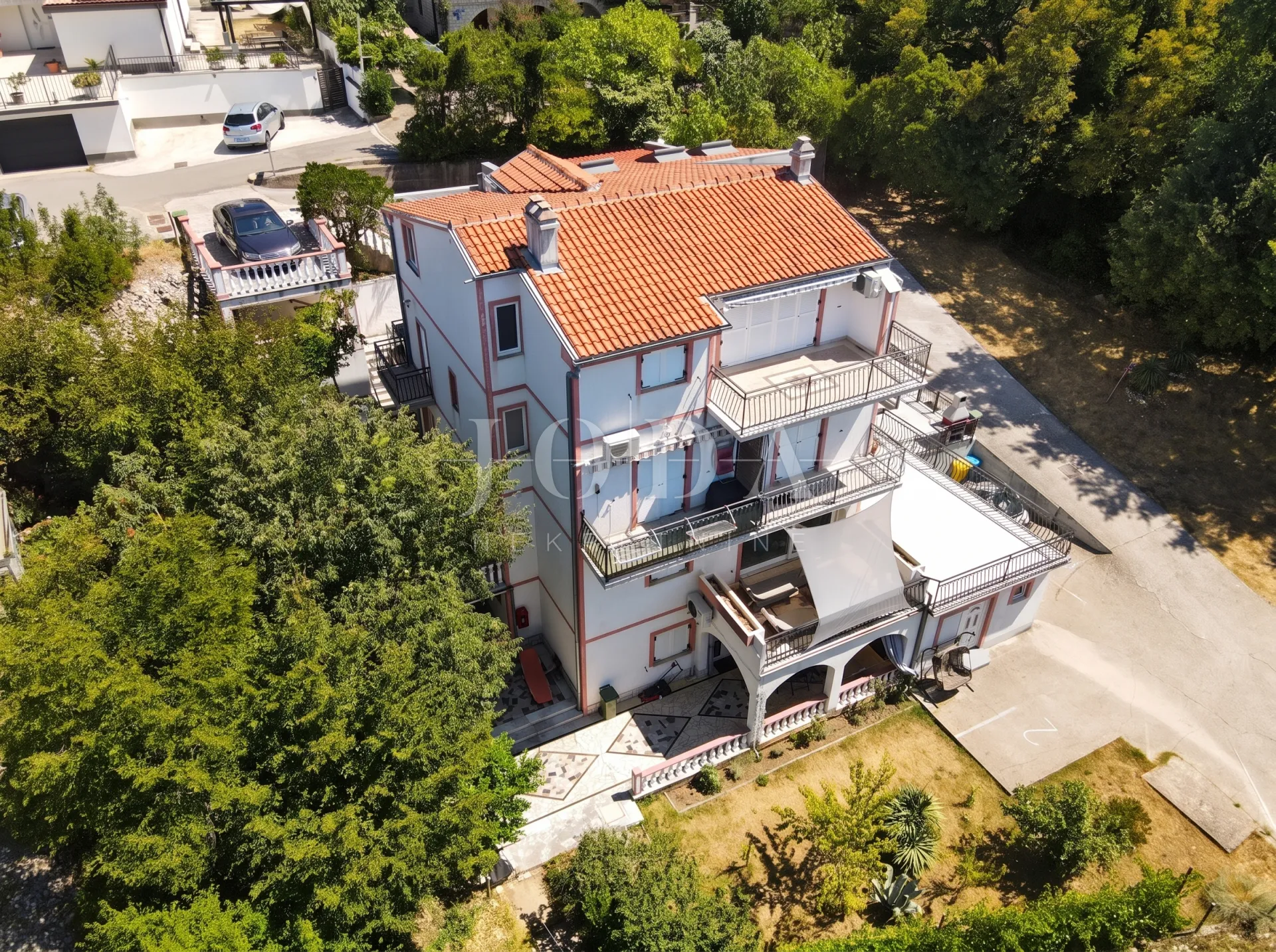 jadranovo-prostran stan u blizini mora - slika 24