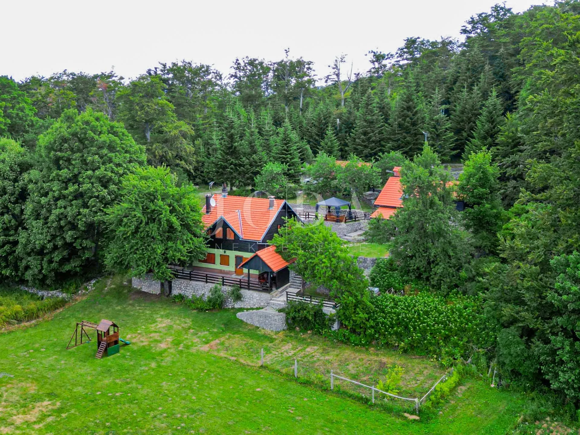 imanje u parku prirode - slika 16