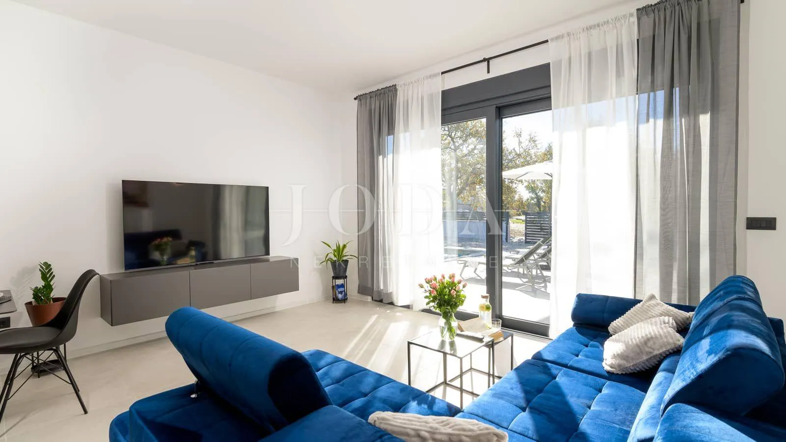 moderna vila sa bazenom,kanfanar okolica - slika 3