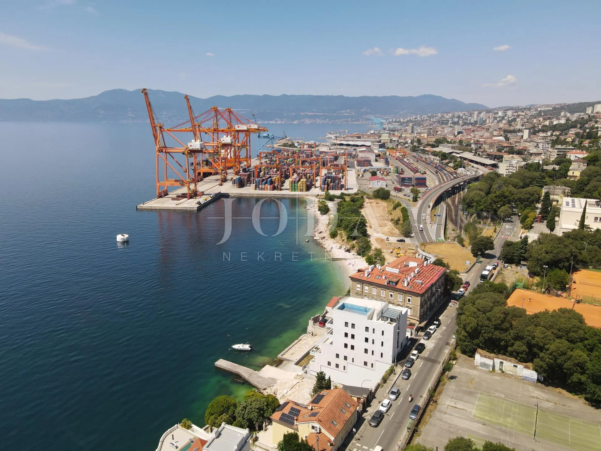 rijeka – pećine | luksuzan stan na 1. katu, prvi red do mora - slika 11