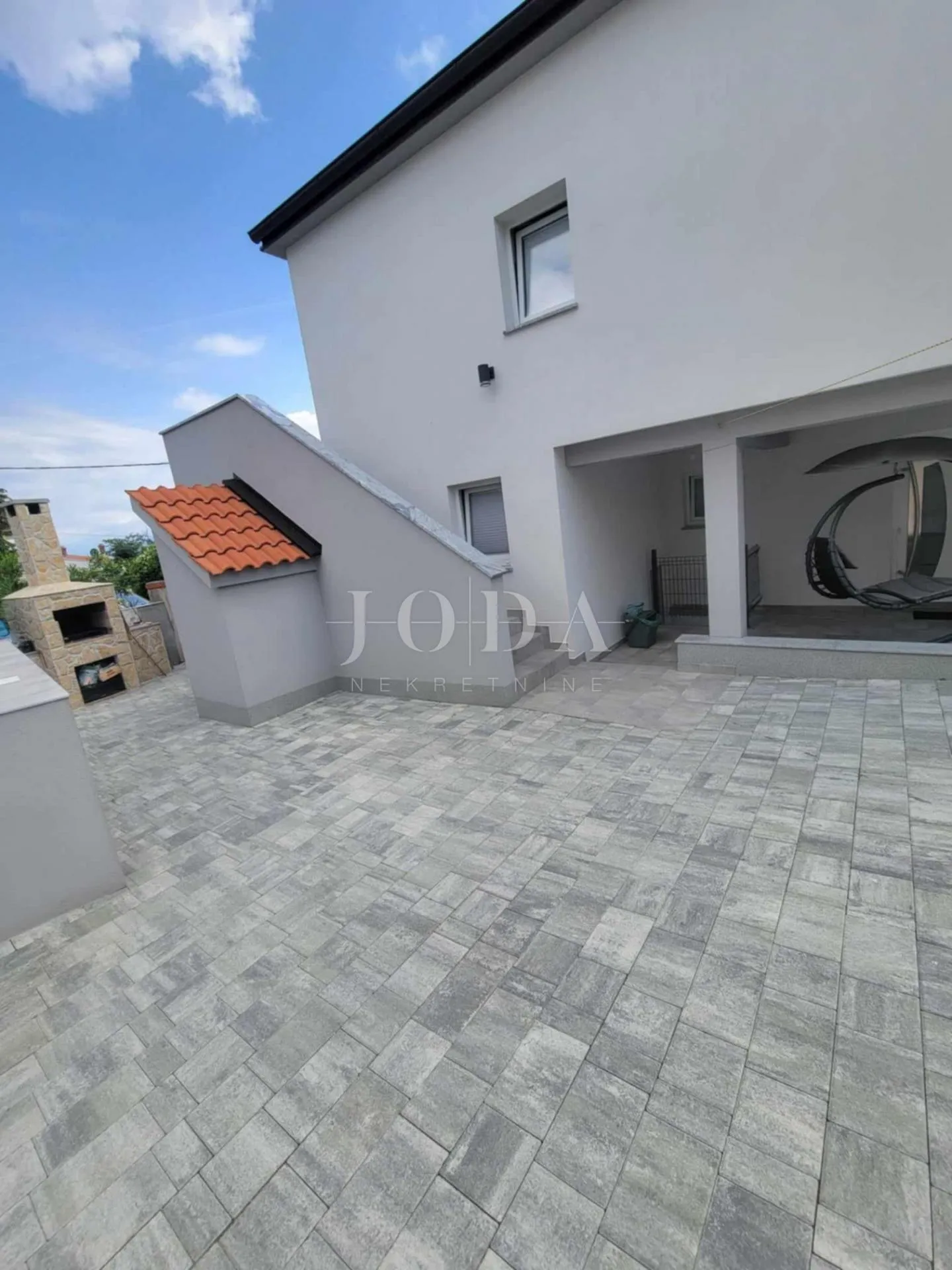 šilo kuća sa 3 apartmana - slika 17