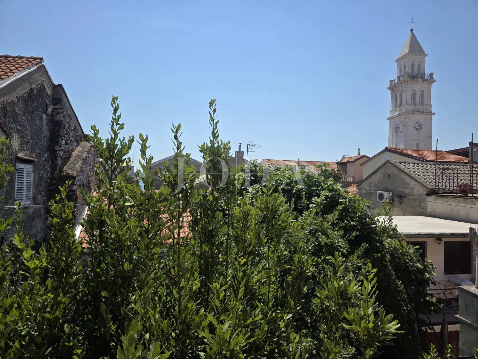novi vinodolski, novogradnja sa tri stana - slika 21