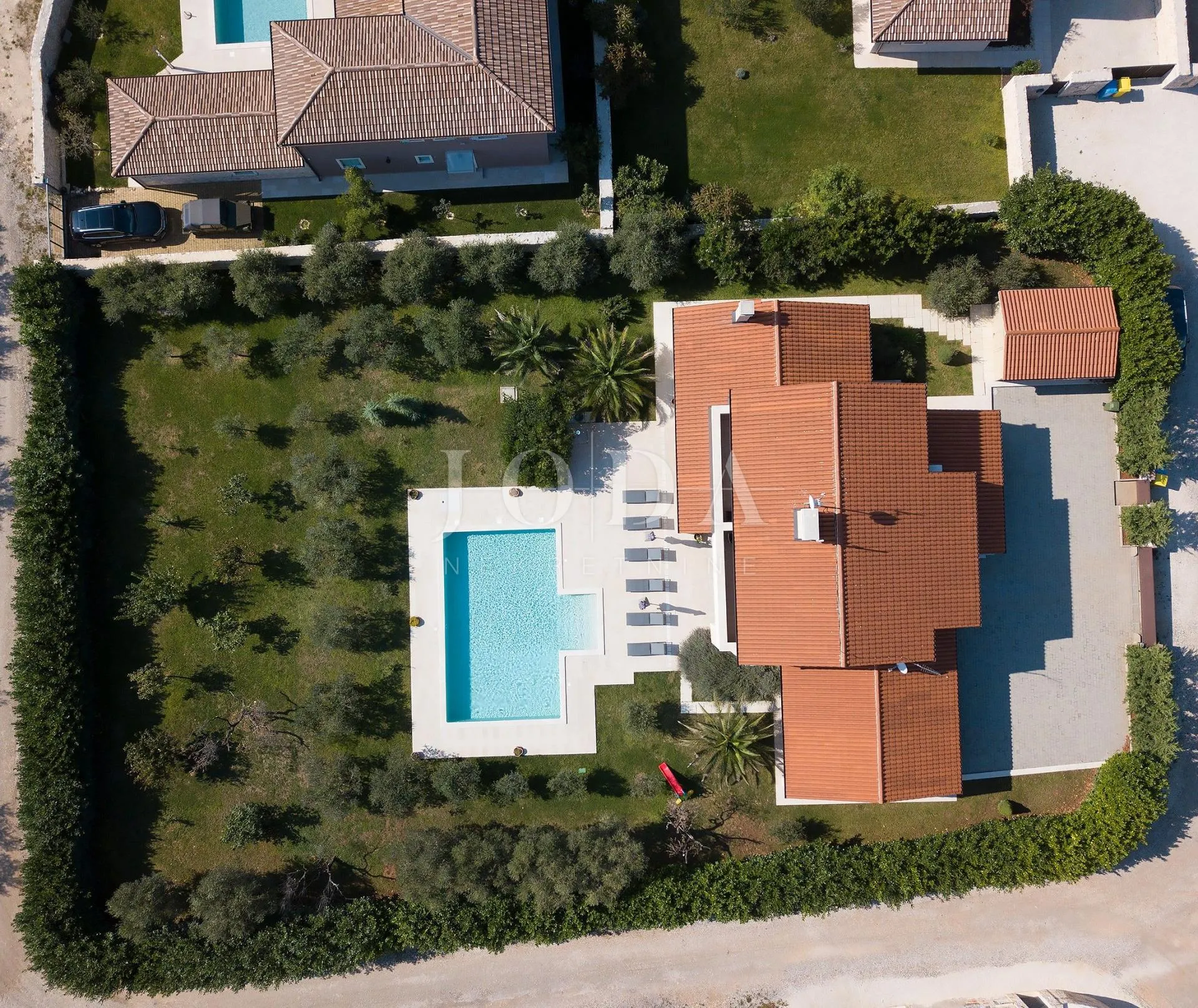 prekrasna kuća na velikoj parceli sa bazenom,svetvinčenat okolica - slika 19