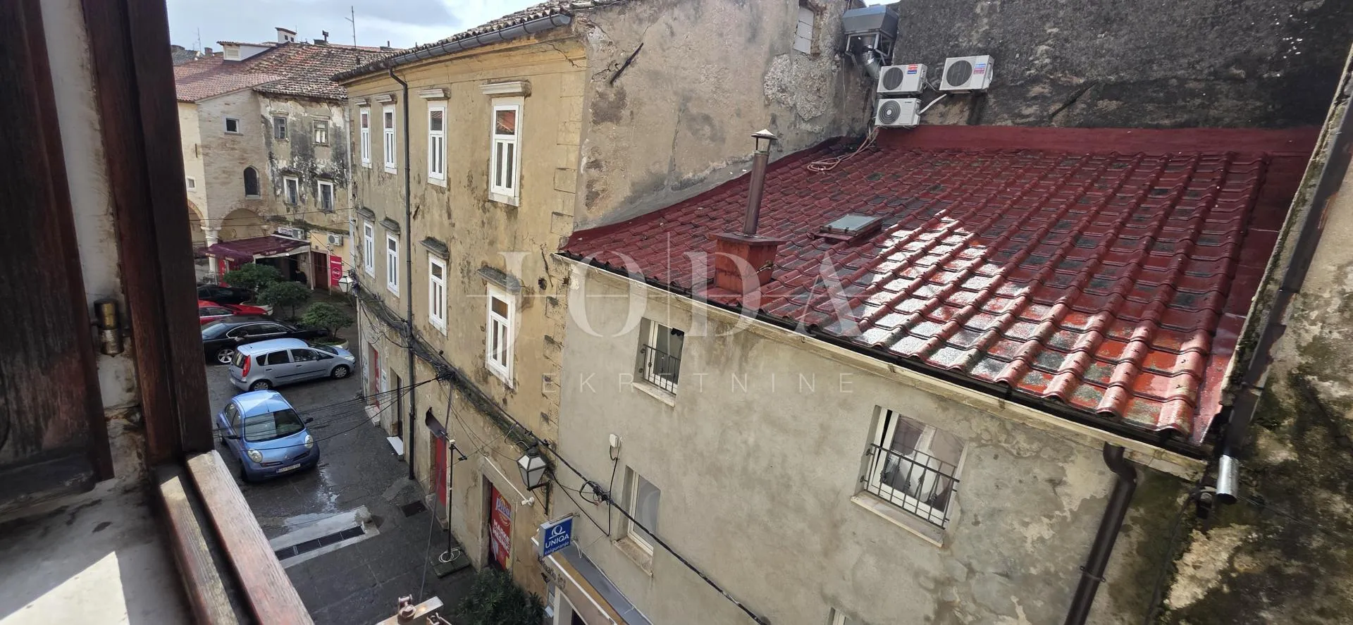 apartman senj prvi red do mora centar 42 m2 - slika 13